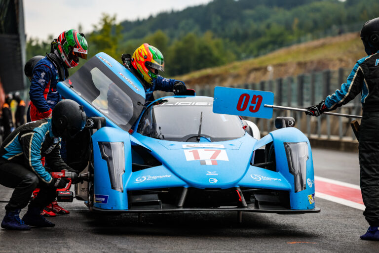 17 NAHRA Anthony (fra), ENJALBERT Dimitri (fra), Pegasus Racing, Ligier JS P4, action pitstop during the Heat 5 of the 2022 Ligier European Series on the Circuit de Spa-Francorchamps from September 23 to 25, in Francorchamps, Belgium - Photo Florent Gooden / DPPI